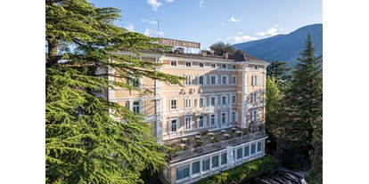 Wanderurlaub - Hotel-Schwerpunkt: Wandern mit Hund - Trentino-Südtirol - Hotel Adria Meran Außenansicht - Hotel Adria