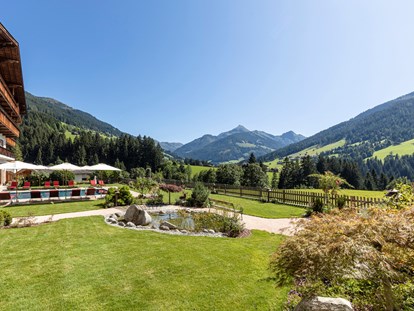 Wanderurlaub - Hotel-Schwerpunkt: Wandern & Wellness - Fügen - Weites Panorama wohin das Auge reicht 

 - Alpbacherhof - Mountain & Spa Resort