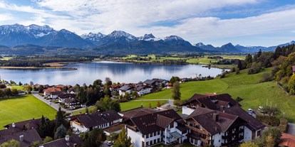 Wanderurlaub - Umgebungsschwerpunkt: Stadt - Allgäuer Alpen - Der Blick vom Hartungs Hoteldorf. - Hartung’s Hoteldorf