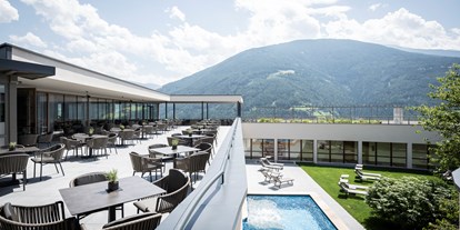 Wanderurlaub - Pools: Infinity Pool - Reischach (Trentino-Südtirol) - Das Mühlwald - Quality Time Family Resort
