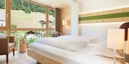 Wanderurlaub - Hotel-Schwerpunkt: Wandern & Biken - Mühlbach/Vals - Superior- Zirbe - Naturhotel Rainer
