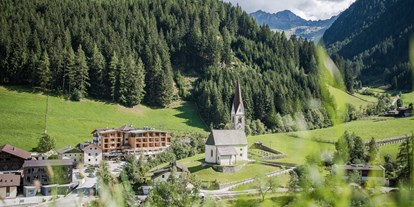 Wanderurlaub - Ausrüstungsverleih: Rucksäcke - Schenna bei Meran - Das Tal der Ruhe - Jaufental in Ratschings - Naturhotel Rainer
