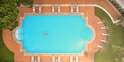 Wanderurlaub - Pools: Außenpool beheizt - Partschins (Meran) - Romantik Hotel Oberwirt