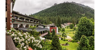 Wanderurlaub - Pools: Außenpool beheizt - Innichen/Vierschach - Romantik Hotel Santer - Romantik Hotel Santer