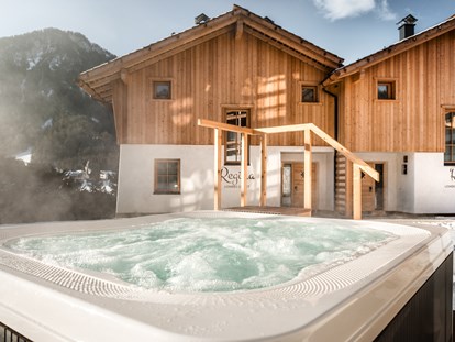 Wanderurlaub - Hotel-Schwerpunkt: Wandern & Biken - Reischach (Trentino-Südtirol) - Jedes Chalet Verfügt über einen privaten Jacuzzi - Liondes Chalets