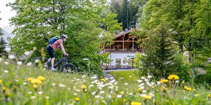 Wanderurlaub - Bettgrößen: Doppelbett - Deutschland - Mountainbike am Sudelfeld - Berghotel Sudelfeld