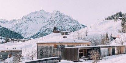 Wanderurlaub - Familienwanderung - Balderschwang - Naturhotel Chesa Valisa im Winter - Das Naturhotel Chesa Valisa****s