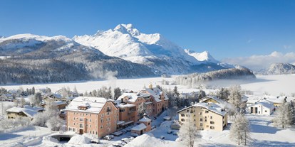 Wanderurlaub - Parkplatz: gebührenpflichtig beim Hotel - St. Moritz - Parkhotel Margna im Winter - Parkhotel Margna