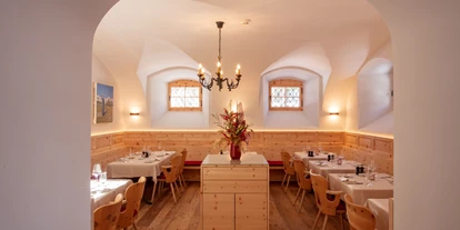 Wanderurlaub - vegetarisches Essen - Pontresina - Enoteca & Osteria Murütsch im historischen Gewölbe - Parkhotel Margna