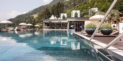Wanderurlaub - Frühaufsteher-Frühstück - Italien - Quellenhof Luxury Resort Passeier
