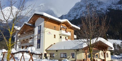Wanderurlaub - Ausrüstungsverleih: Kindertrage - Südtirol - Hotel Bergkristall