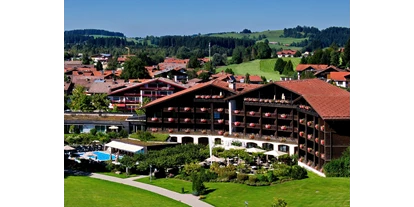 Wanderurlaub - geführte Wanderungen - Außenansicht  - Lindner Hotel Oberstaufen Parkhotel