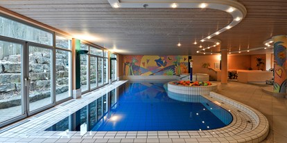 Wanderurlaub - Bettgrößen: Doppelbett - Langensendelbach - Unser Schwimmbadbereich - Hotel HerzogsPark