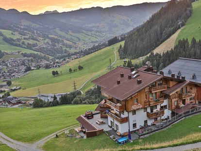 Wanderurlaub - Hüttenreservierung - Mayrhofen (Mittersill) - Sonnenaufgang am Perfeldhof - Ferienwohnungen Perfeldhof