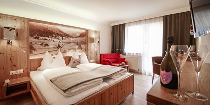 Wanderurlaub - Pools: Außenpool beheizt - Obertauern - Doppelzimmer - Hotel Happy Filzmoos