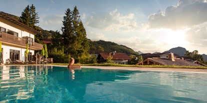 Wanderurlaub - Hotel-Schwerpunkt: Wandern mit Hund - Allgäuer Alpen - Alpin Chalets Panoramahotel Oberjoch