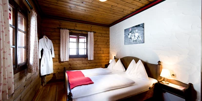 Wanderurlaub - Garten - Treffling (Seeboden am Millstätter See) - Schlafzimmer Ausstattung Gipfel - Slow Travel Resort Kirchleitn