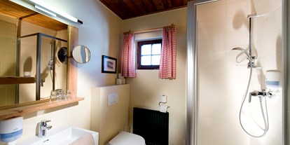 Wanderurlaub - Bad und WC getrennt - Lieserhofen - Badezimmer Ausstattung Gipfel - Slow Travel Resort Kirchleitn