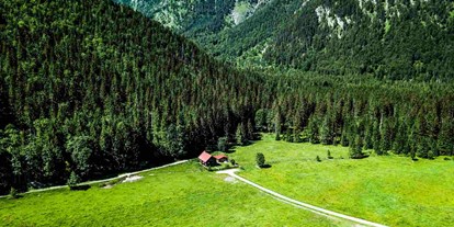 Wanderurlaub - Ausrüstungsverleih: Kletterschuhe - Achensee - Alpenhotel Tyrol - 4* Adults Only Hotel am Achensee