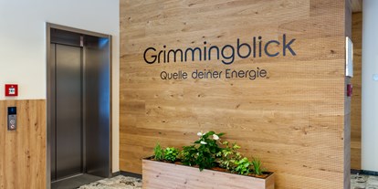 Wanderurlaub - Umgebungsschwerpunkt: Berg - Gröbming - Lobby - Hotel-Restaurant Grimmingblick