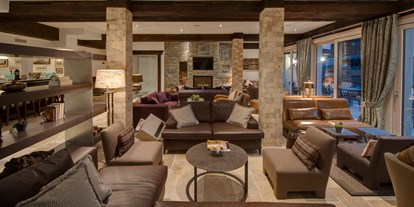 Wanderurlaub - Bettgrößen: Twin Bett - Walliser Alpen - Bar / Lobby  - SchlossHotel Zermatt