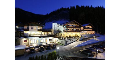 Wanderurlaub - Massagen - PLZ 5562 (Österreich) - Panoramahotel Gürtl im Winter - Panoramahotel Gürtl