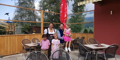 Wanderurlaub - Hotel-Schwerpunkt: Wandern mit Kindern - Weißenbach (Haus) - Familie Pariente  - Hotel Restaurant Pariente
