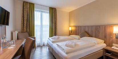 Wanderurlaub - Bettgrößen: Doppelbett - Goggerwenig - Standardzimmer "Seelach" - Aktivhotel Marko am Klopeiner See