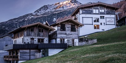 Wanderurlaub - Hüttenreservierung - Stubaier Alpen - Außenansicht - The Peak Sölden