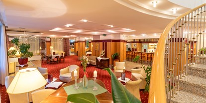 Wanderurlaub - Hotel-Schwerpunkt: Wandern & Romantik - Niederösterreich - Hotellobby - Hotel Schneeberghof 