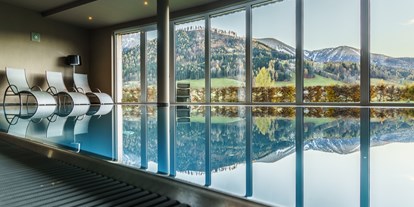 Wanderurlaub - Hotelbar - Oberösterreich - Wellnessbereich mit Hallenbad, Ruheraum und 3 Saunas - Landhotel Stockerwirt