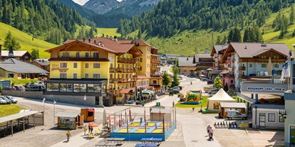 Wanderurlaub - Hotel-Schwerpunkt: Wandern am See - Magic Center - Familotel Zauchenseehof