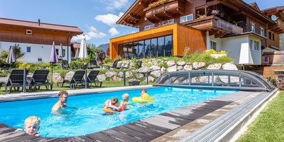 Wanderurlaub - Pools: Außenpool nicht beheizt - Hinterglemm - Pool & Restaurant  - Feriendorf Wallenburg