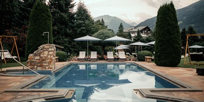Wanderurlaub - Pools: Außenpool beheizt - Salzburg - In- und Outdoorpool im Sendlhofer's - Sendlhofer's