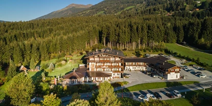 Wanderurlaub - Hüttenreservierung - Mayrhofen (Mittersill) - Tolle Lage des Hotel Hubertus - Hotel Hubertus