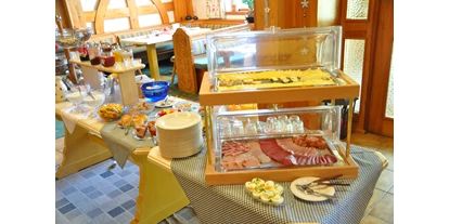 Wanderurlaub - Preisniveau: günstig - Lechaschau - Beginnen Sie einen schönen Urlaubstag gestärkt mit unserem Frühstücksbuffet - Landhaus Wildschütz