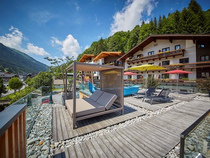 Wanderurlaub - Pools: Außenpool beheizt - Leogang - THOMSN - Alpine Rock Hotel