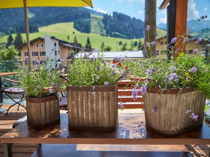 Wanderurlaub - Bettgrößen: Doppelbett - Tiroler Unterland - THOMSN - Alpine Rock Hotel