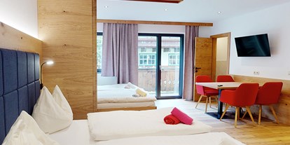 Wanderurlaub - Hotel-Schwerpunkt: Wandern mit Kindern - Pinzgau - Familienzimmer Pension Lederergütl - Pension Lederergütl