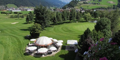 Wanderurlaub - Pauschalen für Wanderer - Obertauern - CIGLU- die trendige Bar am Hotel und am Golfplatz - Hotel Zum Jungen Römer