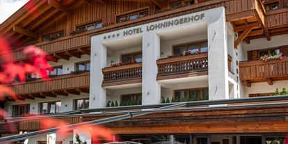 Wanderurlaub - Bettgrößen: Queen Size Bett - Sonnberg (Maria Alm am Steinernen Meer) - Außenansicht - Hotel Lohningerhof