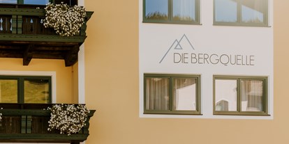 Wanderurlaub - geführte Touren - Hüttschlag - Außenansicht im Sommer - B&B Hotel Die Bergquelle