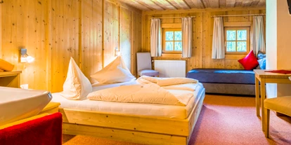 Wanderurlaub - Hüttenreservierung - Unterfelben - Zimmer mit Dusche Chalet Bascht - Chalet Marolden