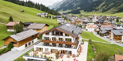 Wanderurlaub - Bettgrößen: Doppelbett - Bregenzer - Hotel in ruhiger Lage mit Blick auf Lech - Hotel Schranz 
