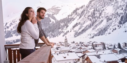 Wanderurlaub - ausgebildeter Wanderführer - Arlberg - Ruhige Lage oberhalb von Lech - Hotel Schranz 