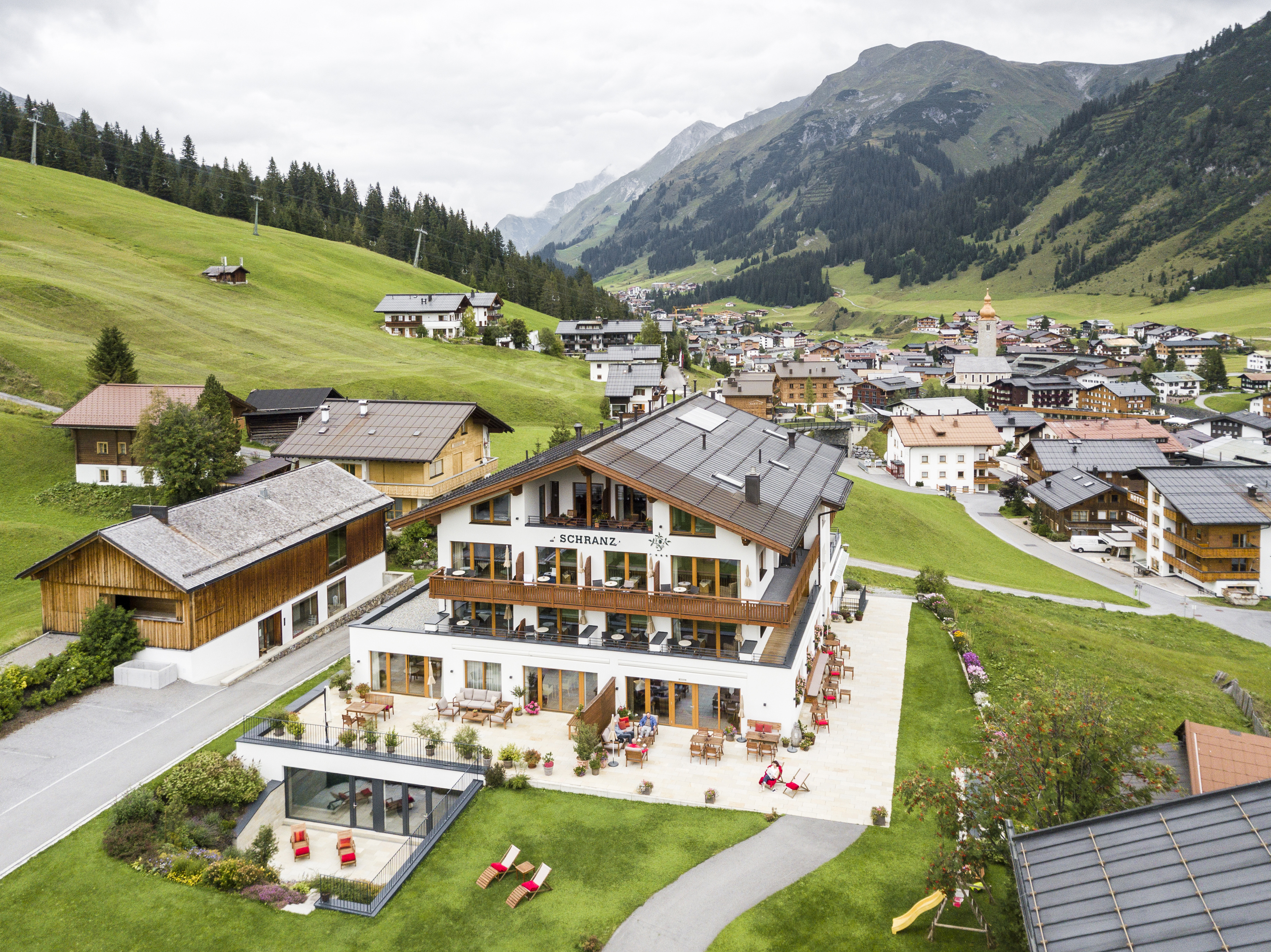 Wanderhotel - Hotel in ruhiger Lage mit Blick auf Lech - Hotel SUNORA