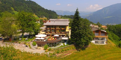 Wanderurlaub - PLZ 6710 (Österreich) - Lufaufnahme 
Hotel Taleu  - Golf und Erlebnishotel Taleu
