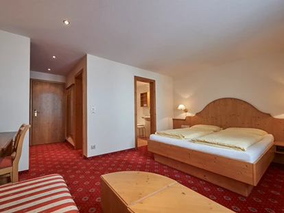 Wanderurlaub - Bettgrößen: Twin Bett - Bickelwald - APRES POST HOTEL Komfort Zimmer - APRES POST HOTEL
