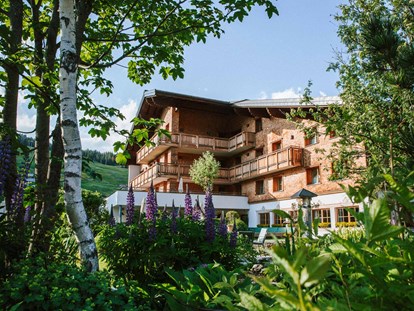 Wanderurlaub - Ausrüstungsverleih: Kindertrage - Ischgl - Hotel Aurora