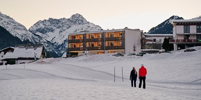 Wanderurlaub - Umgebungsschwerpunkt: am Land - Damüls - Winterwandern im Kleinwalsertal - Genuss- & Aktivhotel Sonnenburg